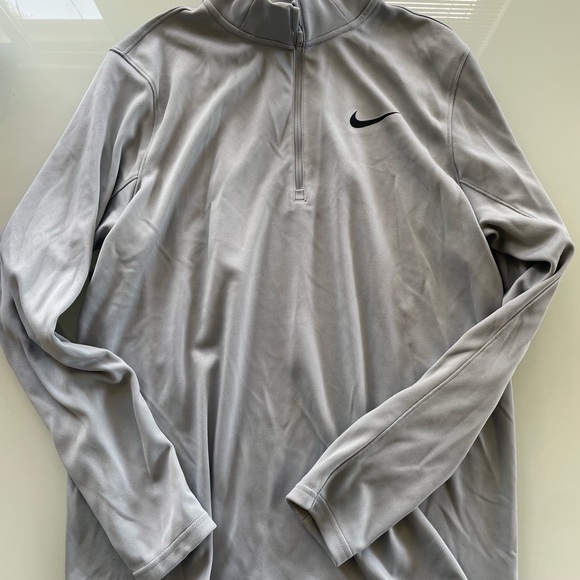 NIKE ZIP - Picture 2 of 2